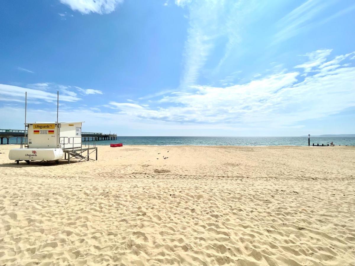 Sea View Family Stay By Beach Gym & Parking Bournemouth Exteriör bild
